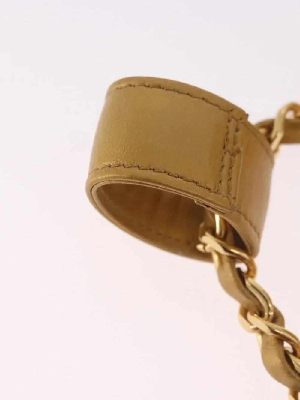 CHANEL Matelasse Chain Pouch Lamb Skin Gold CC Auth bs35703V